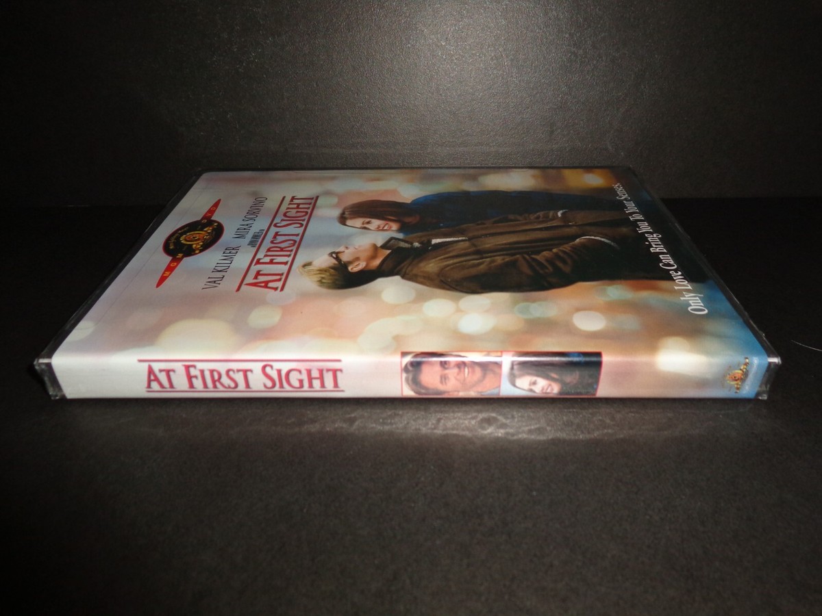 AT FIRST SIGHT-Mira Sorvino takes blind Val Kilmer to NY to