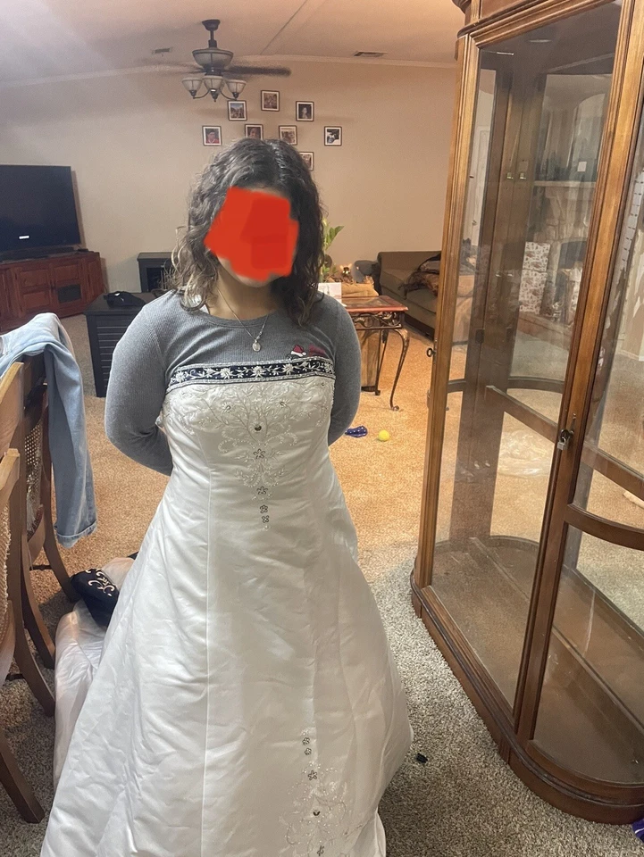 Nuevo con etiquetas Vestido de graduación Alfred Angelo Flores Sirena Vestido Tren Brillante HERMOSO WOW Foto 2 de 4