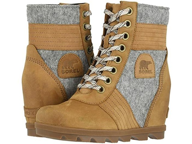 sorel joanie lace up