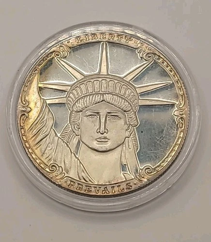 1986 Statue of Liberty Prevails Vintage Coin 1 Troy Oz .999 Fine Silver Round