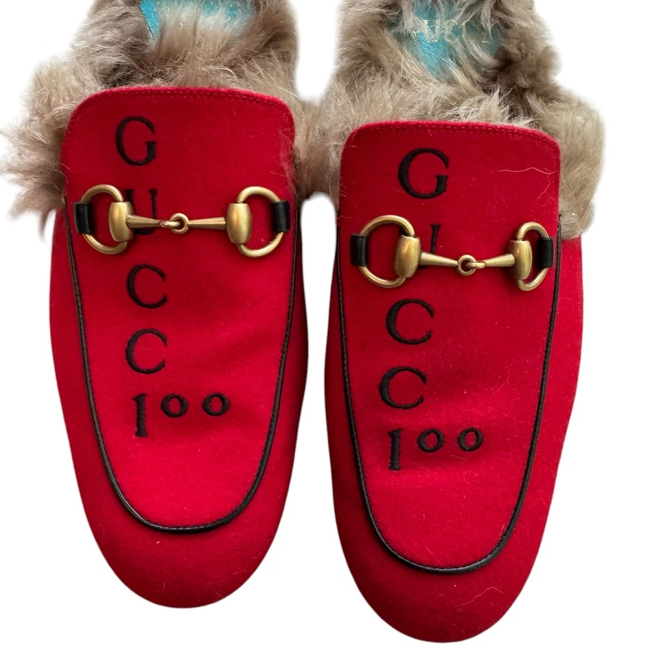 GUCCI Princetwon Horsebit Mule with Fur Gucci 100 Red Size 7 - Image 2 of 4