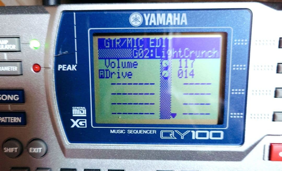 YAMAHA QY100 Sampler Sequencer Sound Module Rhythm Machine #0004