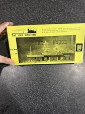Fine Scale Miniatures HO Scale Freight House Building Kit No. 45