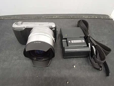 SONY NEX-C3 Mirrorless Camera with Interchangeable Lens Used