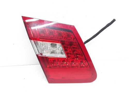 Mercedes-Benz E W212 2011 Hinten links Rückleuchte Heckleuchte innen LGI124510