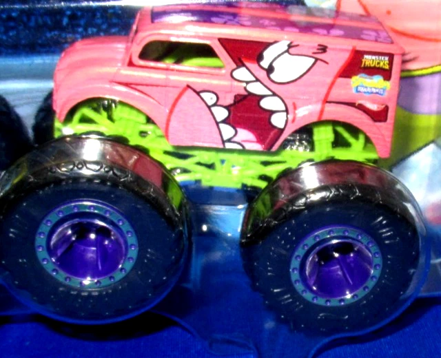 HOT WHEELS MONSTER TRUCKS 1:64 SPONGEBOB VS PATRICK DEMOLITION DOUBLES 2025 - Image 3 of 4