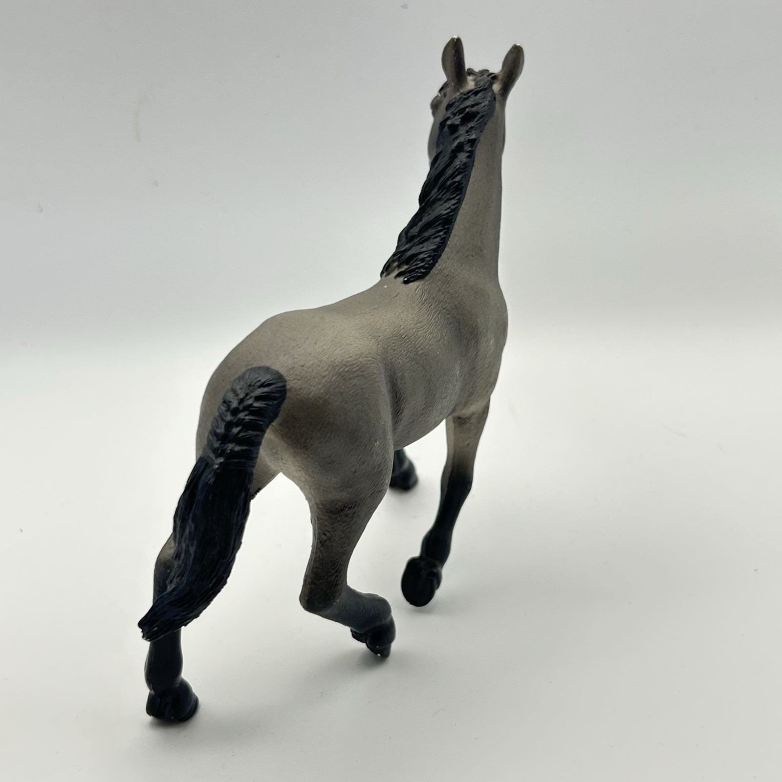 Schleich Cheval de Selle Francais Mare Horse Figure NEW Realistic 13955