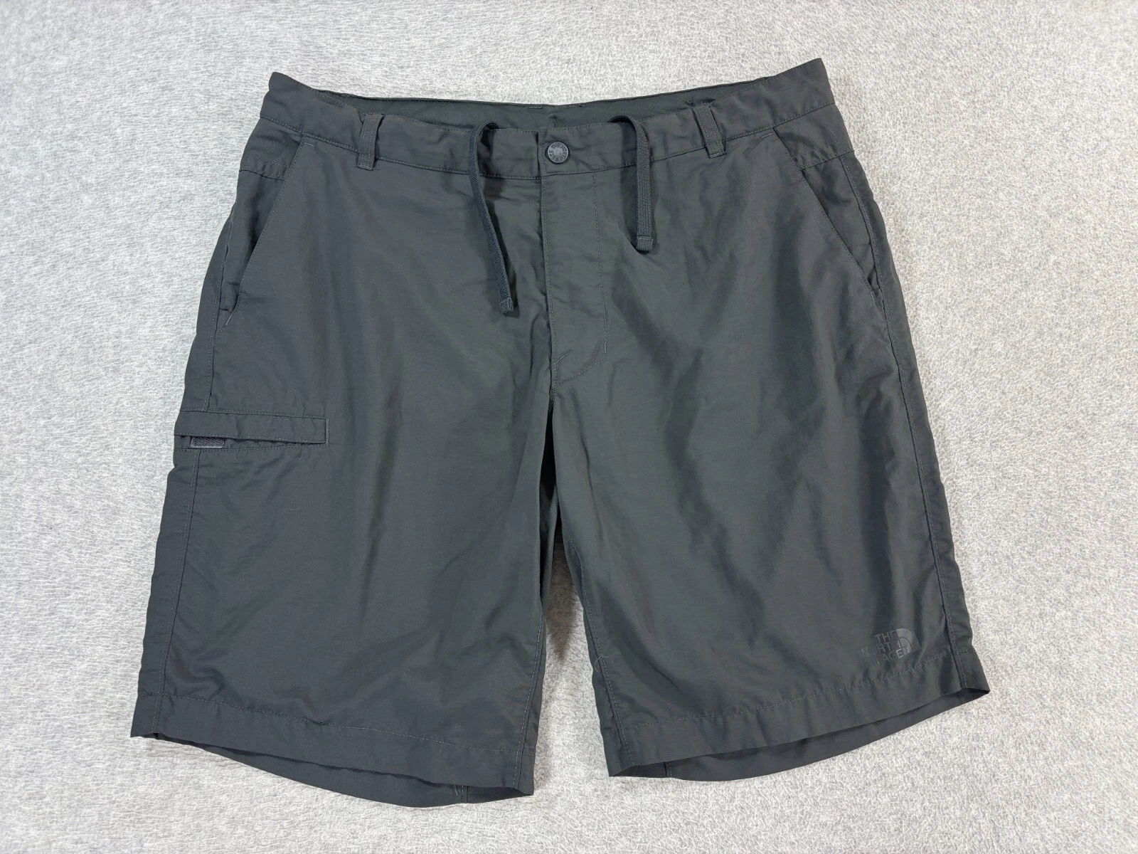 The North Face Performance Hiking Travel Shorts (Men's 38) Gray - 11"