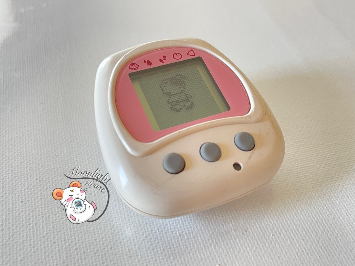 【新品未使用】BANDAI TAMAGOTCHI デジタルペット 1997年製 Bandai Tamagotchi White Blue 1997 English ver. stains on