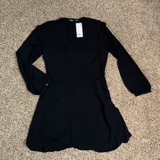 NWT UNIQLO V-Neck Long Sleeve Mini Summer Dress Black