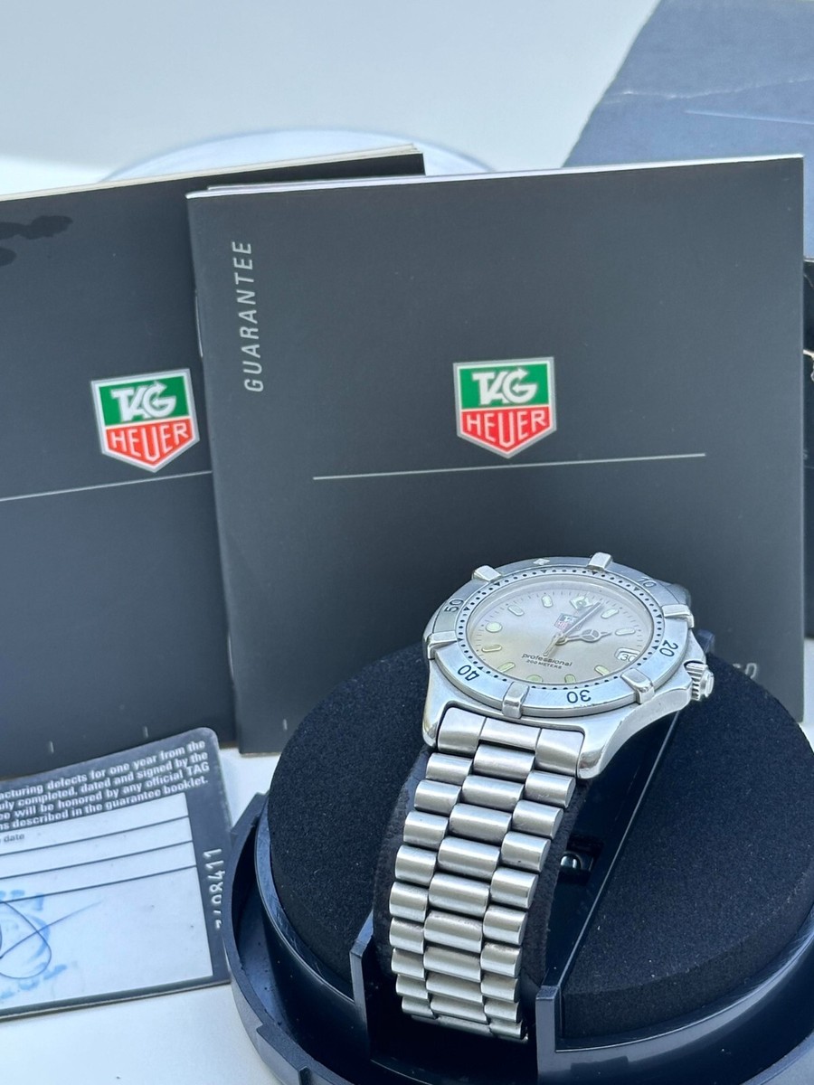 TAG Heuer 2000 Professional 200m Quartz Men's Dive Watch WE1111-R