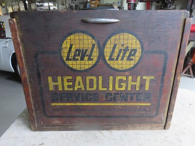 Vintage Hoppy Lev-L Lite Head Light Aimers in Wooden Case Untested