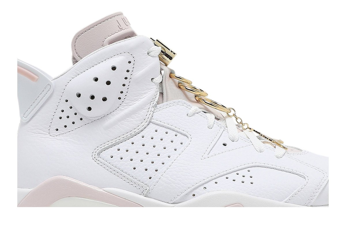 靴 Nike Women's Air Jordan 6 \"Gold Hoops\" Women's Air Jordan 6 'Gold Hoops' Release Date. Nike SNKRS