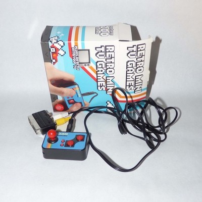 Retro Mini TV Games 200 in 1 Console with Joystick & Box Vintage Thumbs Up Ltd