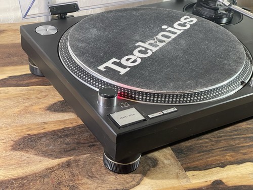 Technics SL-1210 MK2 DJ Turntable Plattenspieler Ortofon System und Haube. Top - Bild 3 von 15