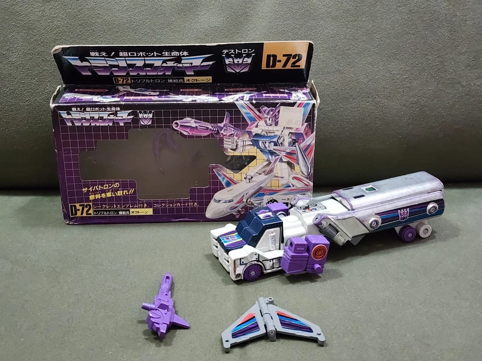 vintage RARE Takara Transformers G1 D-72 1986 octane triple changer Decepticon - Image 2 of 4