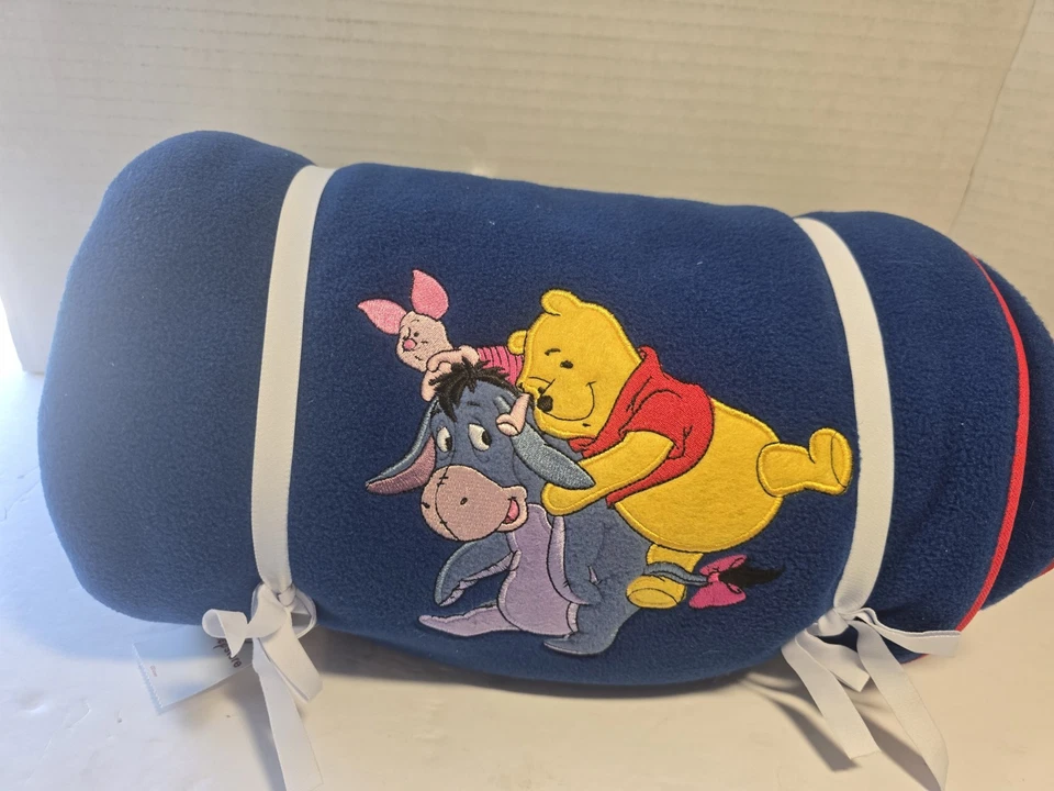 Manta Disney Store Winnie The Pooh Piglet & Eeyore Colores Azul y Rojo Foto 3 de 4
