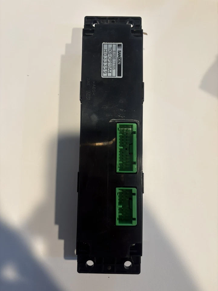 423-07-31563 Panel de control de aire acondicionado para cargadora de ruedas Komatsu WA200 250 320 380 500-6 Foto 3 de 4