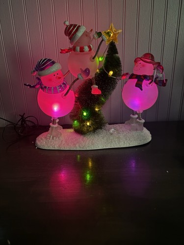 JCP Home Collection Acrílico Iluminado Muñeco de Nieve Familia Vintage Navidad Invierno - Imagen 2 de 16