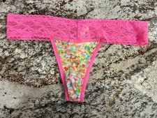 True Vintage Victoria's Secret NWT Low Rise Thong Cotton Panties Lace Waist S