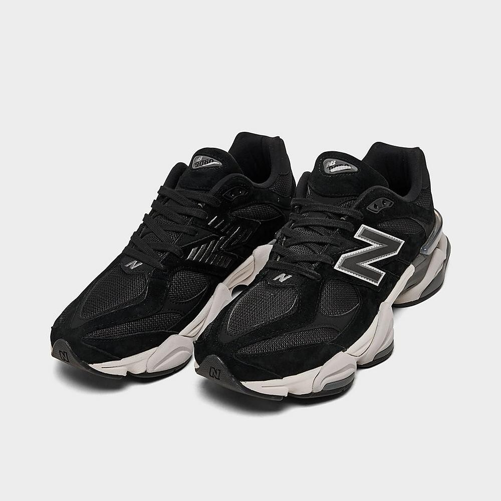 New Balance 9060ブラックスエードスニーカー(評価100%専用) New Balance 9060 ローカットスニーカー | ブラック | FARFETCH JP
