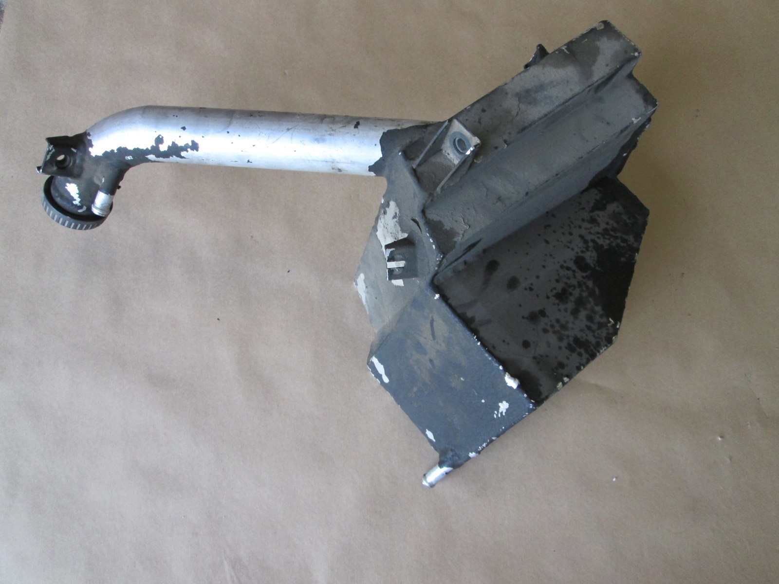 Ferrari Mondial T - Engine Oil Tank Part# 136380