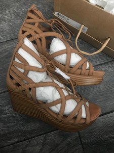 gentle souls joy wedges