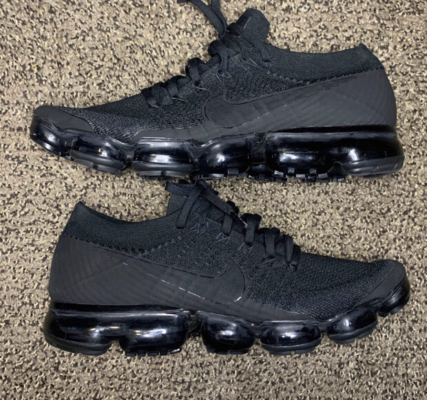 nike air vapormax triple black 2.0