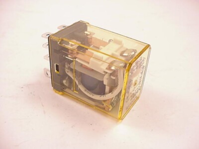 Idec RH2B-UL  AC110-120V  Relay   Ships on the Same Day of the Purchase