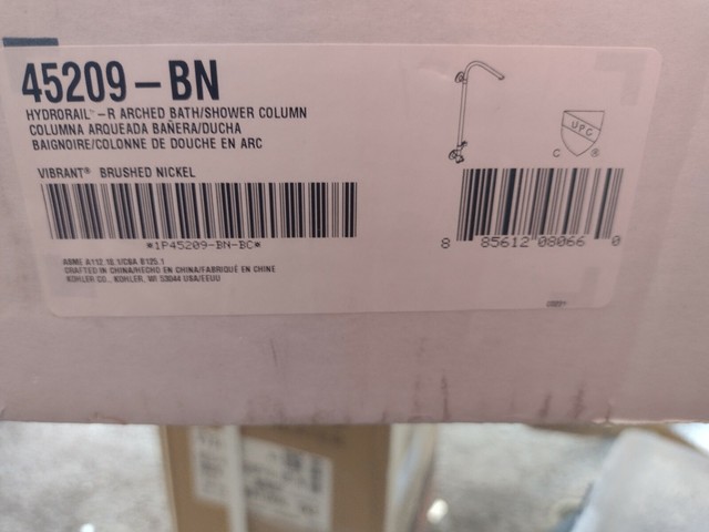 Kohler HydroRail Shower Columns @ Ferguson Home - View #10