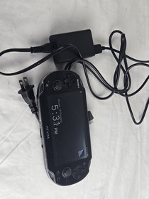 Sony PlayStation PS Vita PCH-1001 Handheld Console  Game, Memory Card, & Charger