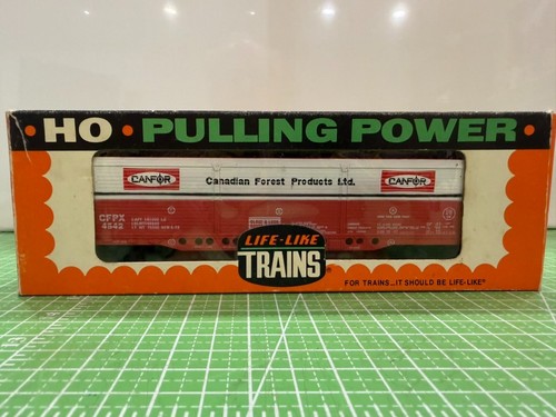 Trenes realistas T-591 HO 51' vagón de carga con todas las puertas para CFPX #4542 - de colección - nuevo en stock | Zustand: New