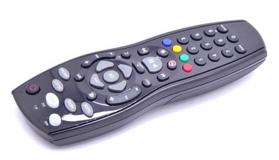 2X Original SKY Fernbedienung SRC-40 HD1 HD2 HD3 HD4 Humax HD-3000 Pace SRC 40