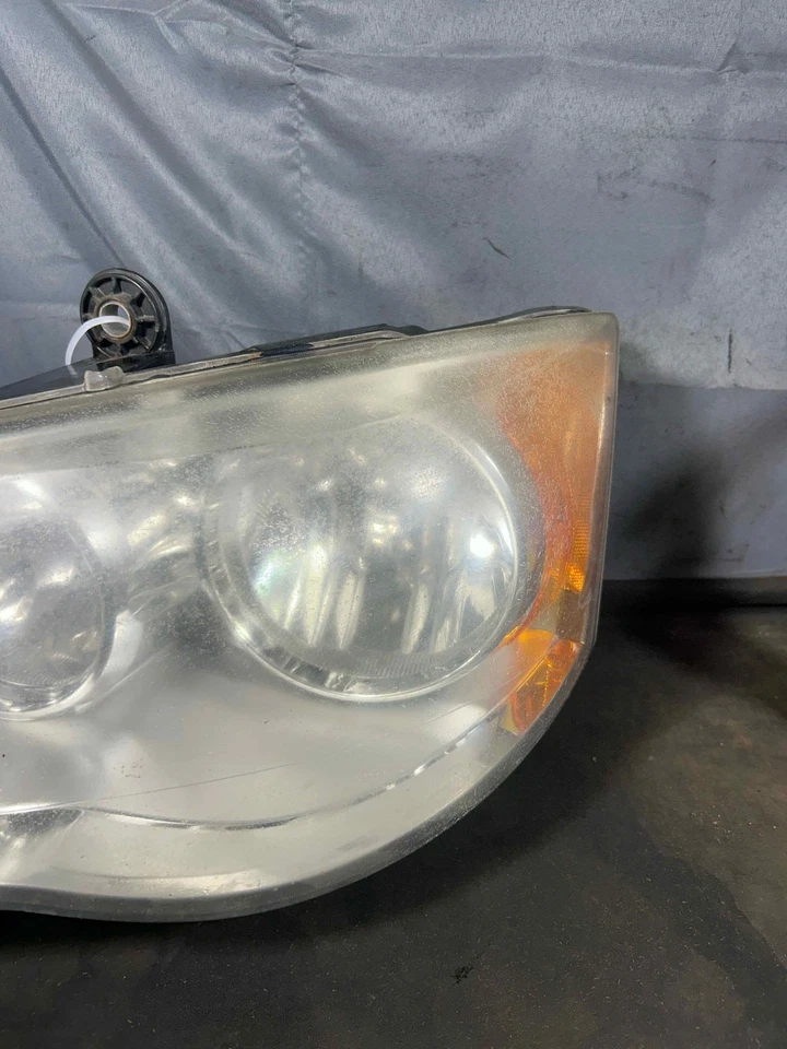 Fits 2008-2016 Chrysler Town Country Left Headlight OEM:5113337AI Foto 2 de 4