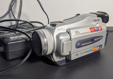 Sony Handycam DCR-TRV25 MiniDV Camcorder WORKS/TESTED