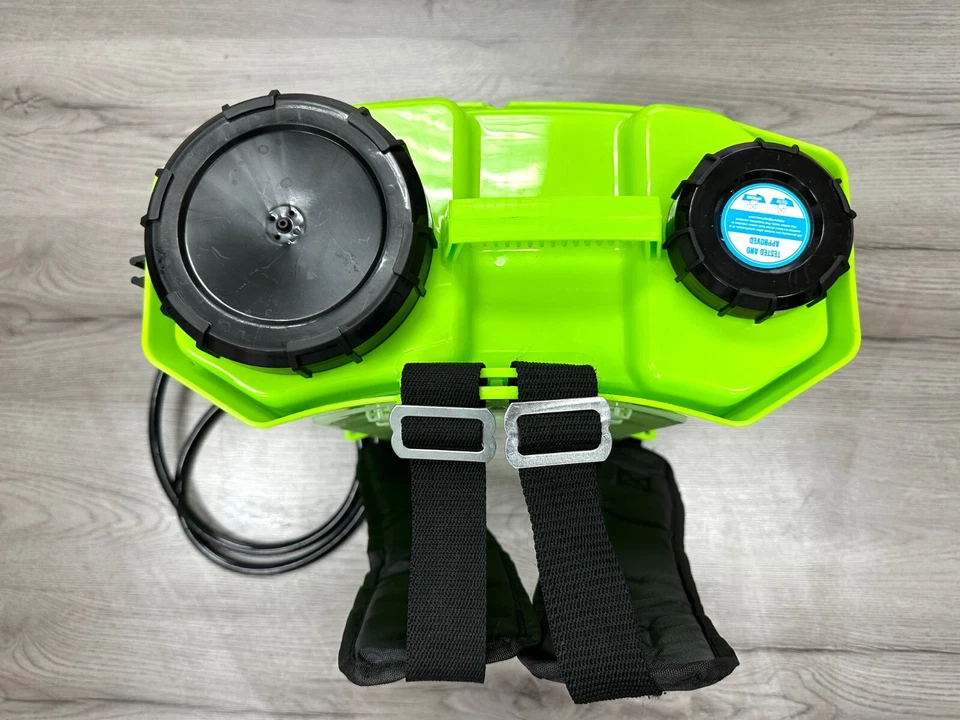 Pulverizador a batería AGRICAS AG2006 2,6 galones, ultra ligero, batería de iones de litio Foto 4 de 4