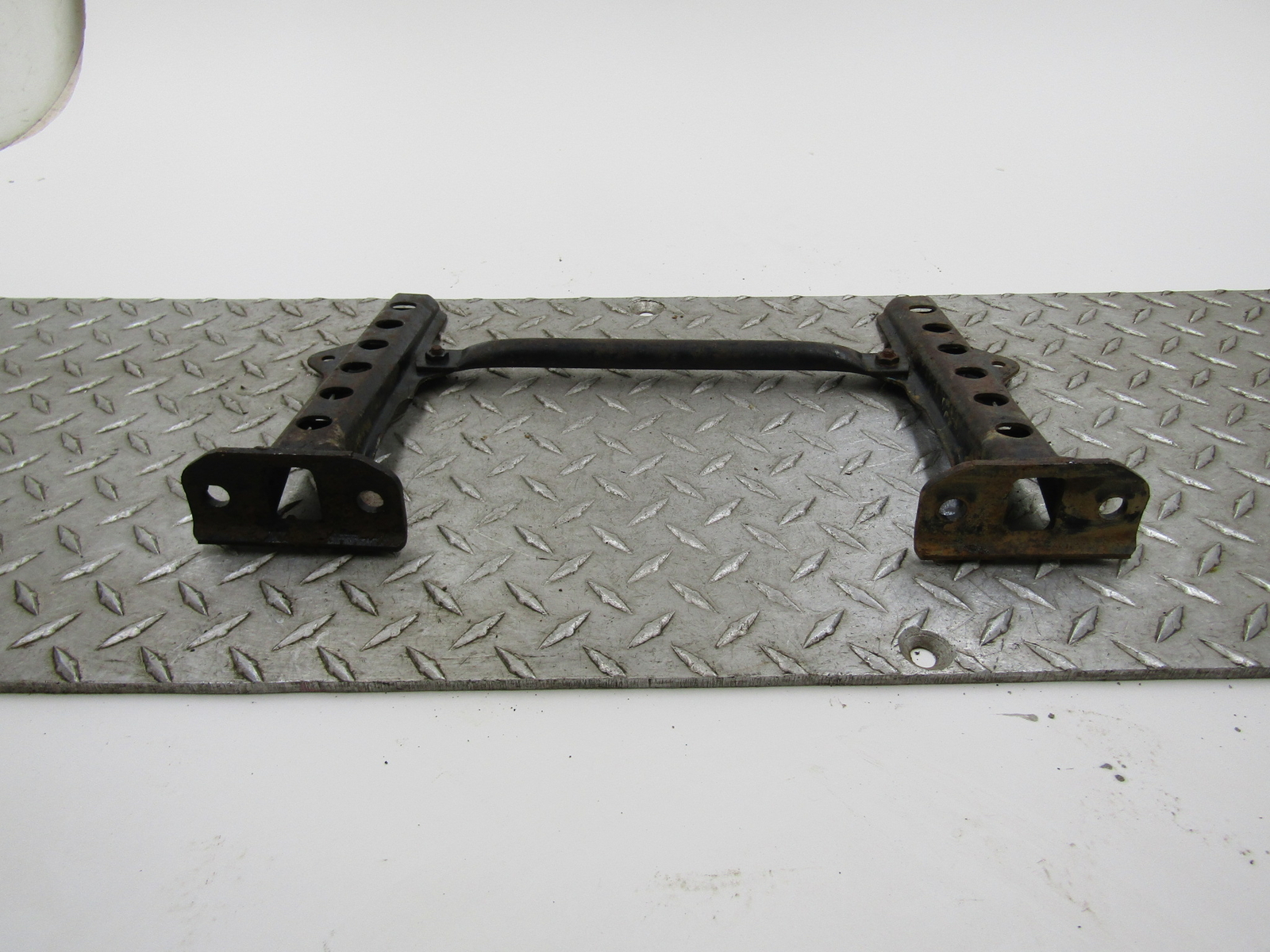 2005 KAWASAKI BRUTE FORCE 750 LEFT FOOTWELL SUPPORT BRACKET MOUNT STAY