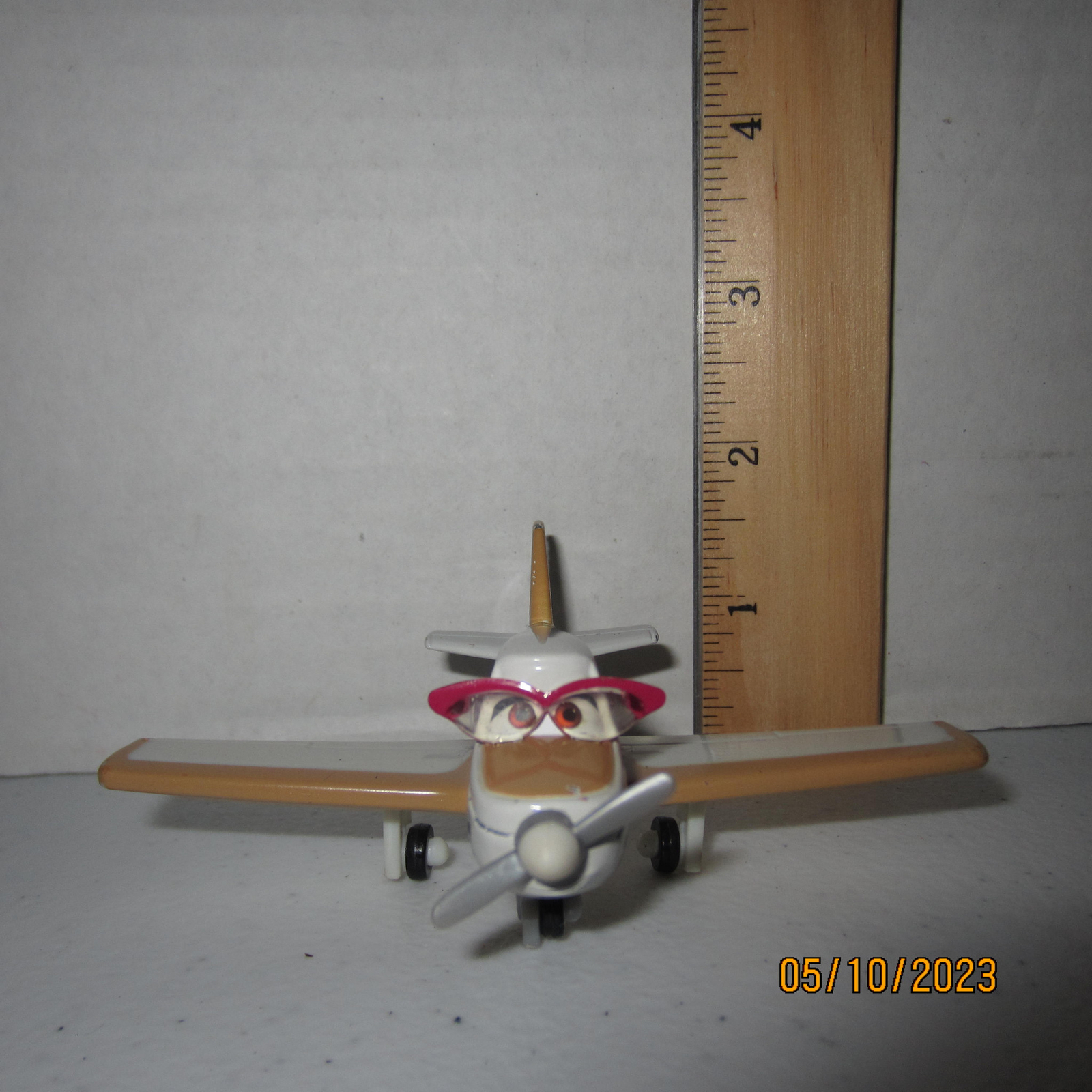 Barbara Disney Pixar Planes Corn Fest Diecast Plane Mattel - Picture 3 of 6