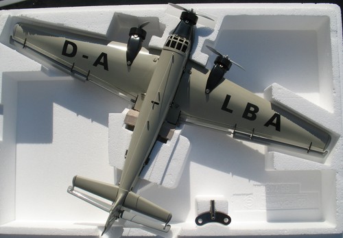 Märklin 1980 Junkers Ju 52 /3m - in OVP /Box Metal Modell Flugzeug Uhrwerk Motor - Picture 2 of 8