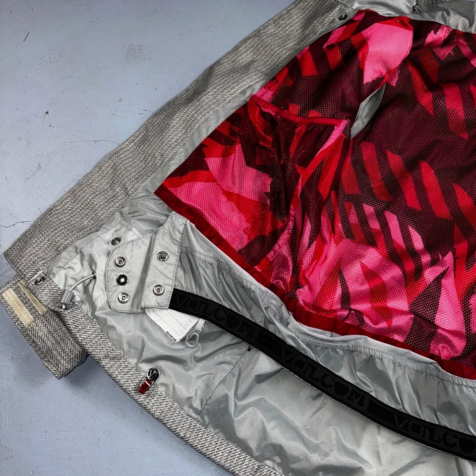 Volcom Snowboarding Jacket Men's Size Small Transition Parka Gray Ski - Image 4 of 4