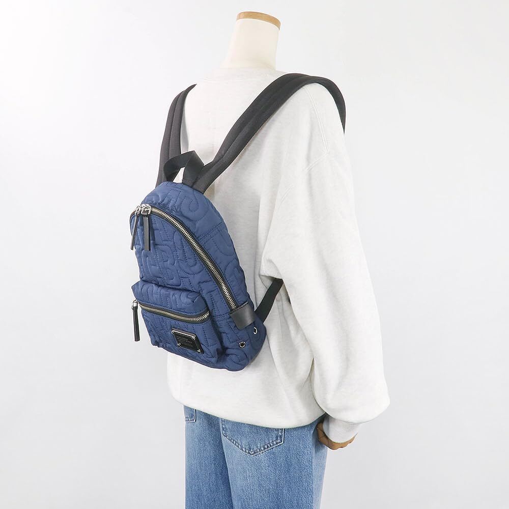 バックパック・リュック Marc Jacobs 4S4HBP002H02 SMALL QUILTED NYLON BACKPACK Marc Jacobs Outlet QUILTED NYLON SMALL BACKPACK 4S4HBP002H02