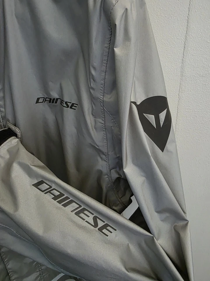 Dainese Rain Jacket 3M Reflective Silver Waterproof Size Small - Image 3 of 4