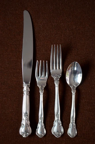 Chantilly by Gorham Sterling Silver Place Setting(s) 4-Pieces Old Marks