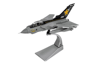 Corgi AA33621 Panavia Tornado GR.4 ZA548, RAF No.31 Squadron Goldstars