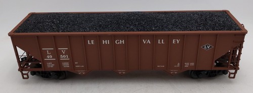 Tolva de carbón USA Trains R14020 G LV 70 toneladas 3 bahías con carga de carbón #40501 LN | Zustand: Used