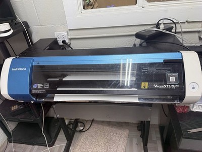 Roland VersaSTUDIO BN-20A 20'' Desktop Eco-Solvent Printer Cutter