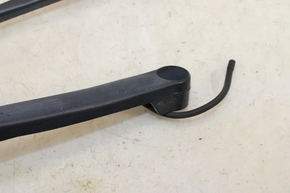 1997-2004 Chevrolet Corvette Windshield Wiper Arm Set OEM NF6 - Image 3 of 4