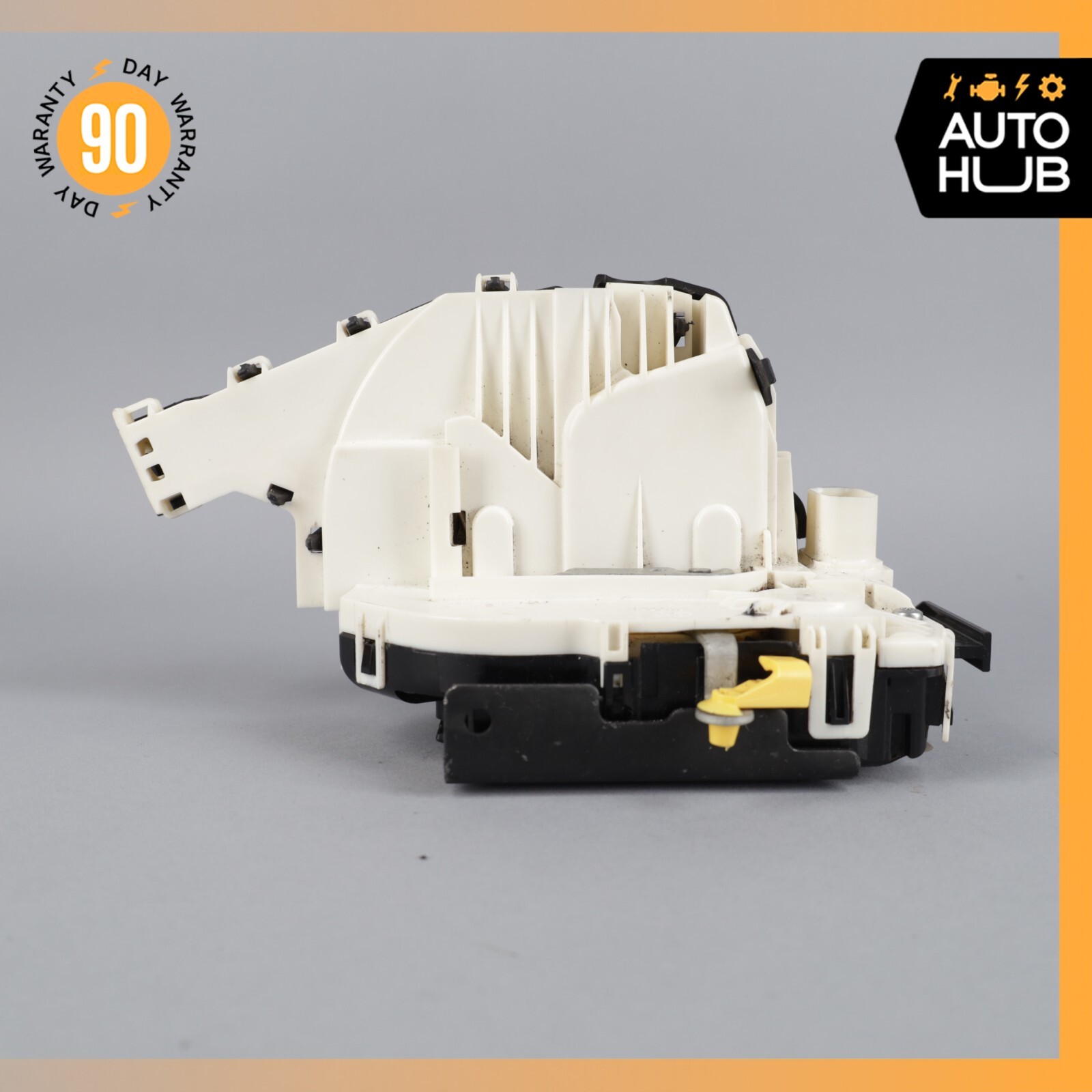 17-20 Maserati Levante S M161 Front Left Side Door Lock Latch Actuator OEM 73k