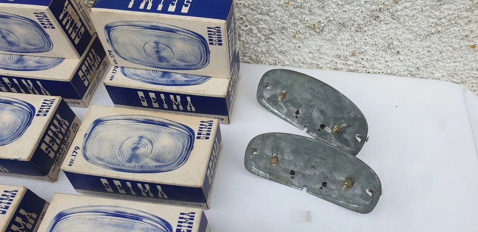 PAIRE Feux de clignotants Avant Complet SEIMA Origine 404 Peugeot en boite - Photo 3/4