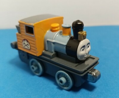 Bash 2010 Gullane Thomas & Friends Diecast Train Learning Curve Take N Play 